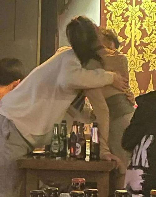 景区吃瓜女子事件视频大全,揭秘网络热议瞬间