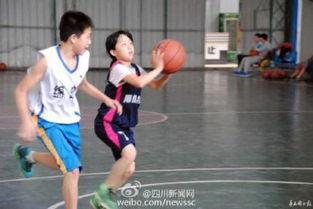 吃瓜打篮球女生视频大全,吃瓜打篮球，女生们的欢乐篮球时光  第3张