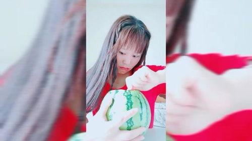 台风来了吃瓜视频  第2张