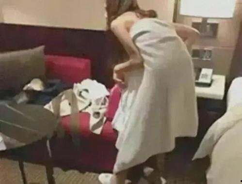 吃瓜女的喝醉视频大全,揭秘吃瓜女海量饮酒瞬间  第2张