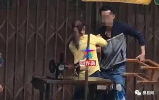 街头吵架夫妻吃瓜视频在线观看,吃瓜群众围观，一幕幕家庭矛盾引热议  第2张