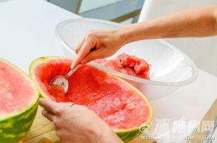 随州市吃瓜视频,揭秘当地美食文化盛宴 第2张 随州市吃瓜视频,揭秘当地美食文化盛宴 第2张